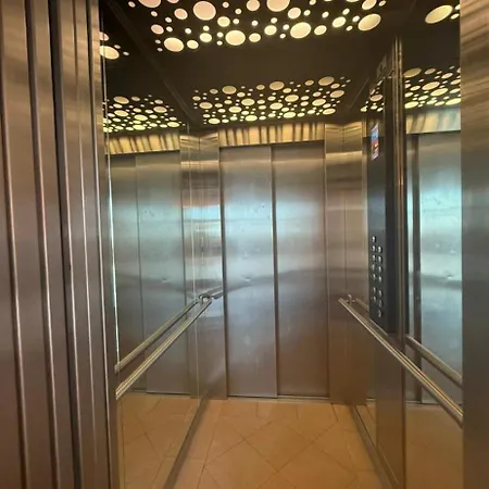 Nostro Casa * 芒通