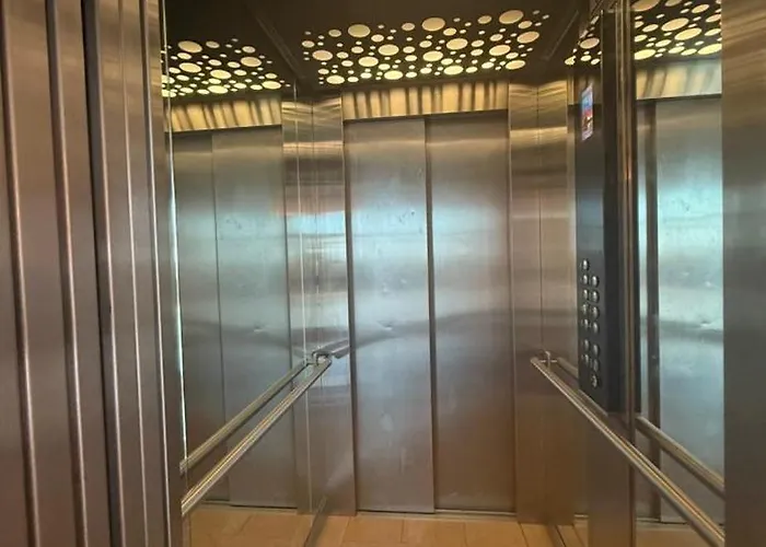 Nostro Casa * Mentona